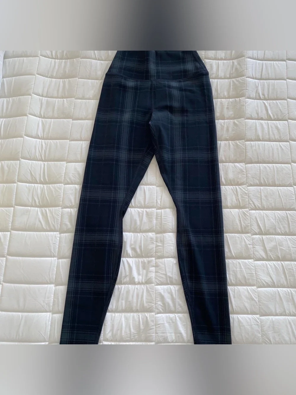 Alo Yoga High-Waisted Vapor Legacy Plaid Leggings Anthracite SMALL NWOT